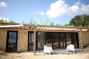 Nice Hill Lodge, 2 Bathrooms, Near Maastricht