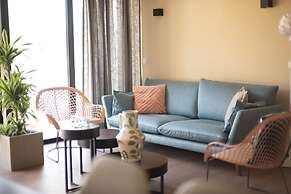 Nice Hill Lodge, 2 Bathrooms, Near Maastricht