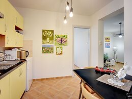 Villa in Stinjan With Pool and Sea View
