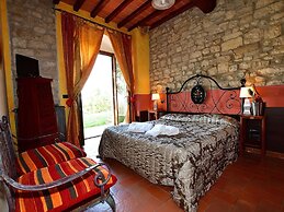 Apartment With Pool, Rignano
