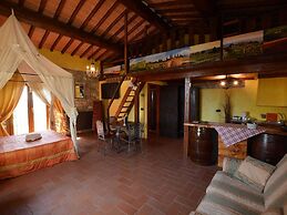 Apartment With Pool, Rignano