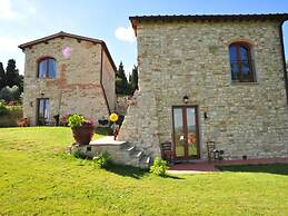 Apartment With Pool, Rignano