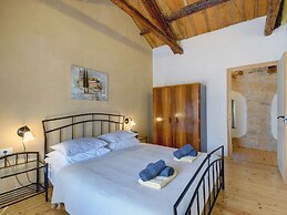 Villa in Batlug With Private Pool
