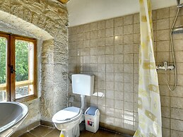 Villa in Batlug With Private Pool