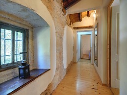 Villa in Batlug With Private Pool