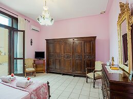 Pet-friendly Villa w/ Pool