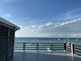 Cuxos Hotel Beachfront