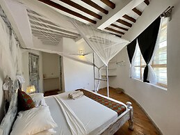 Duara House