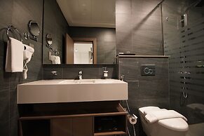 Abar Hotel Apartments