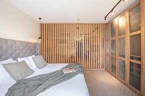 Nasma Luxury Stays- BLVD Central Podium