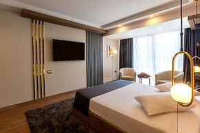 Cabir Deluxe Hotel