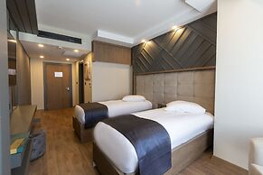 Cabir Deluxe Hotel