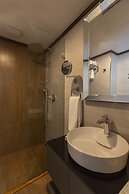 Cabir Deluxe Hotel