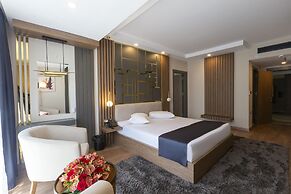 Cabir Deluxe Hotel