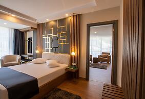 Cabir Deluxe Hotel