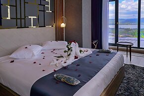 Cabir Deluxe Hotel