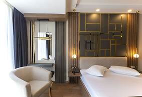 Cabir Deluxe Hotel