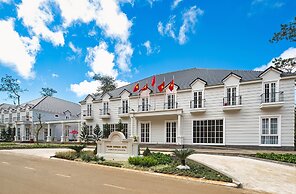 Golden Sun Hotel - Mangden