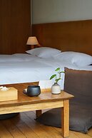 Taihua Wutong Hotel