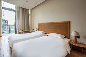 Taihua Wutong Hotel
