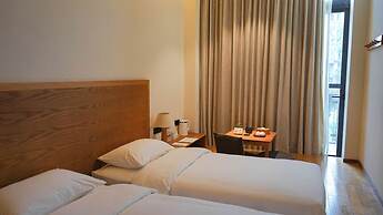 Taihua Wutong Hotel