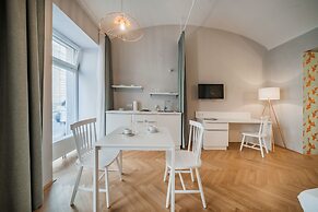 easy-flat Neustiftgasse - AC Studio Apartments near MuseumsQuartier