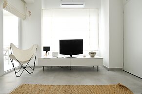 Ammos Suite