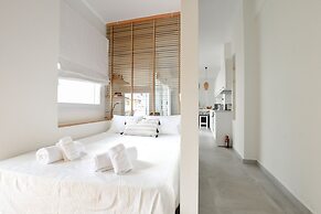 Ammos Suite