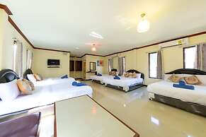 Tom Pizza Resort