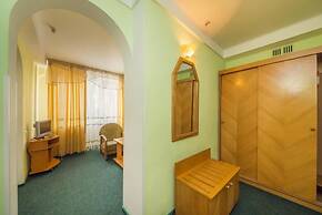 Hotel Druzhba