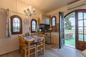 Bungalow Next TO THE Beach IN Malia
