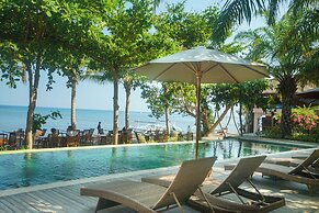The Grand Villandra Resort