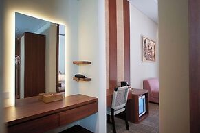 The Grand Villandra Resort