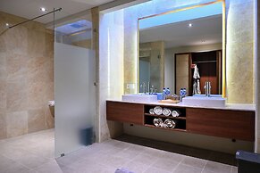 The Grand Villandra Resort