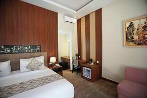 The Grand Villandra Resort