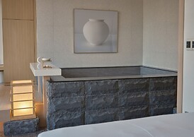 UH Suite The Seoul