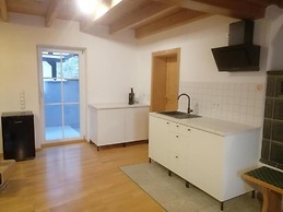 Charming 2-room Apartment Lakenear, Fewo am See