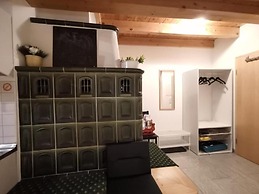 Charming 2-room Apartment Lakenear, Fewo am See