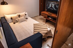 Anah La Quinta