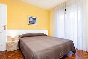 Apartments with Shared Pool Villa Rossella 1