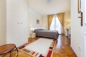 Apartments with Shared Pool Villa Rossella 1