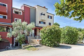 Apartments with Shared Pool Villa Rossella 1