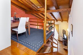 Apartments with Shared Pool Villa Rossella 1