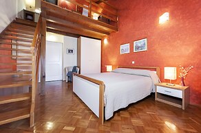 Apartments with Shared Pool Villa Rossella 1