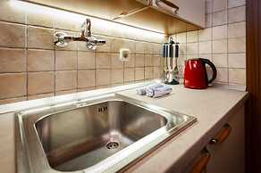 Apartments with Shared Pool Villa Rossella 1