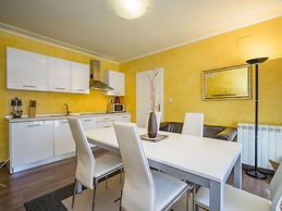 Apartments with Shared Pool Villa Rossella 1
