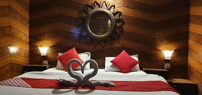 Goroomgo Deluxe Ankur Lake View Nainital