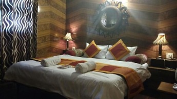 Goroomgo Deluxe Ankur Lake View Nainital