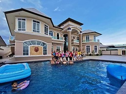 Royal Graces Luxury