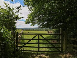 Shilstone Lodge